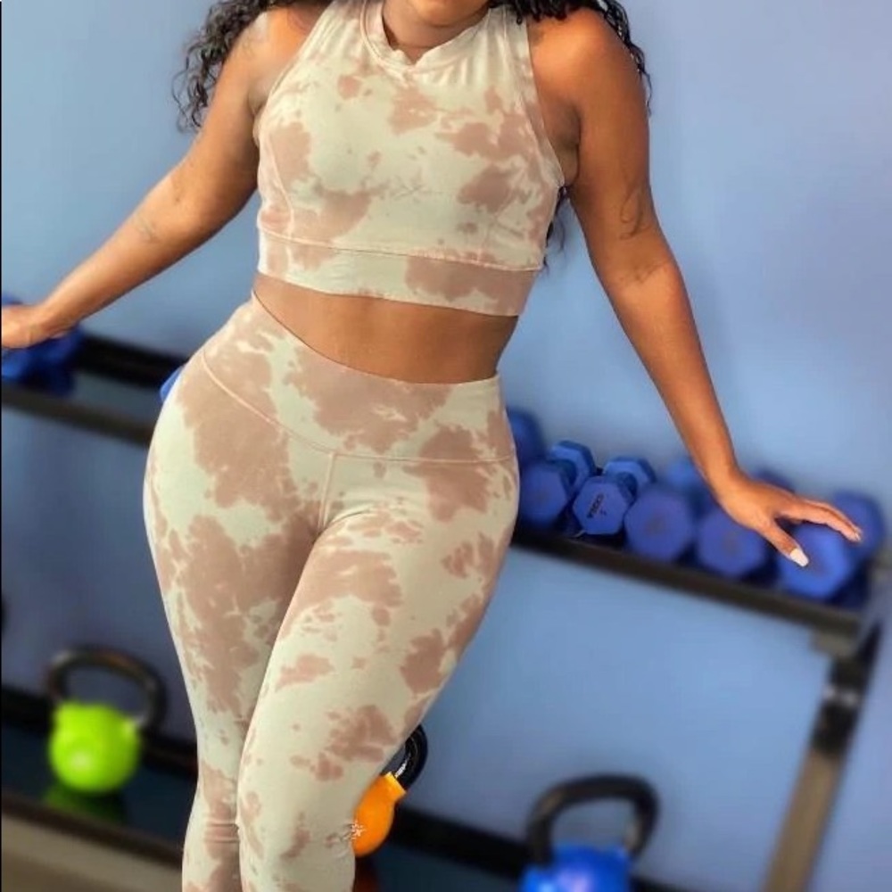 Two piece active wear set